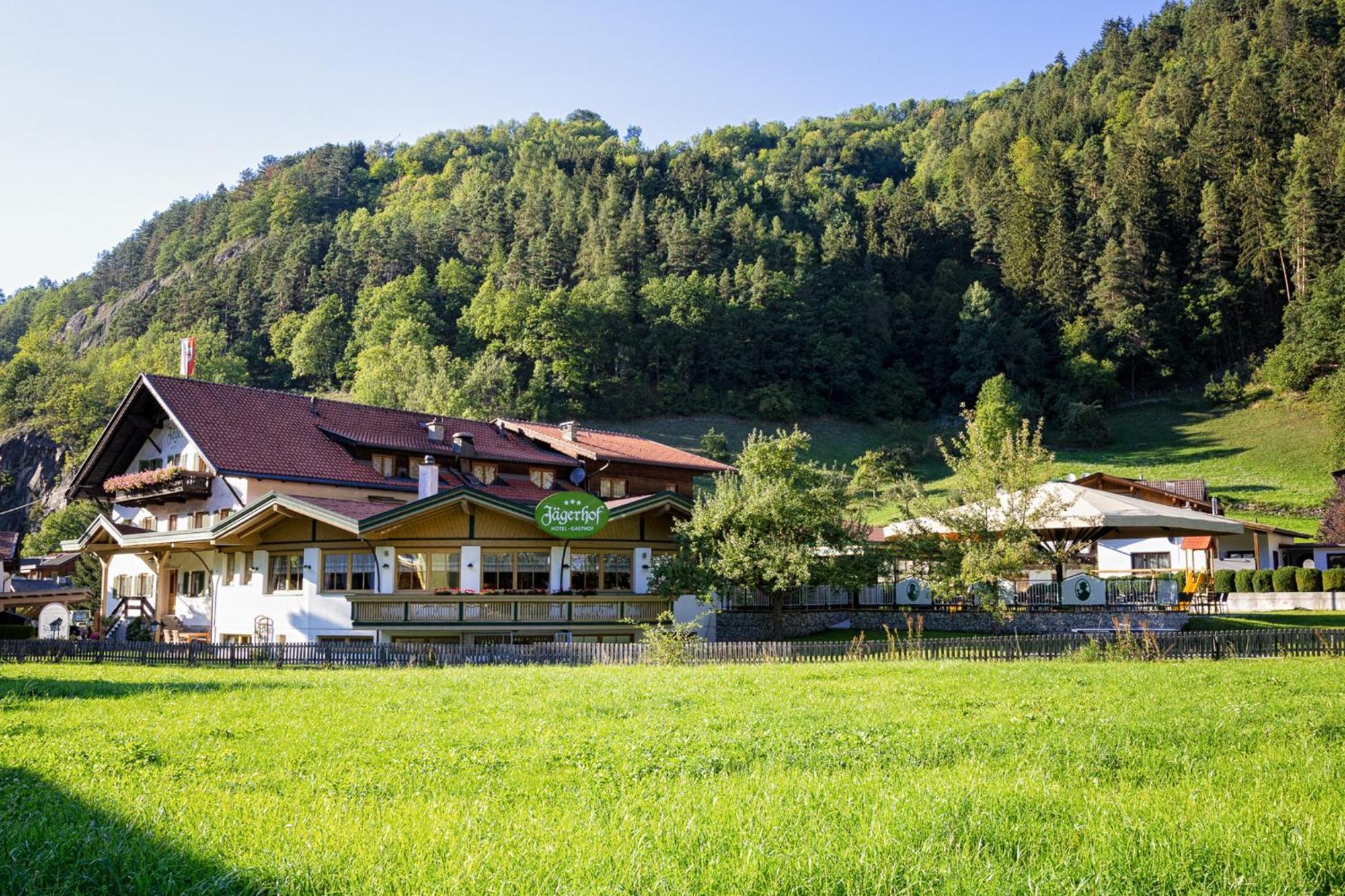 Hotel Jaegerhof Oetz Buitenkant foto