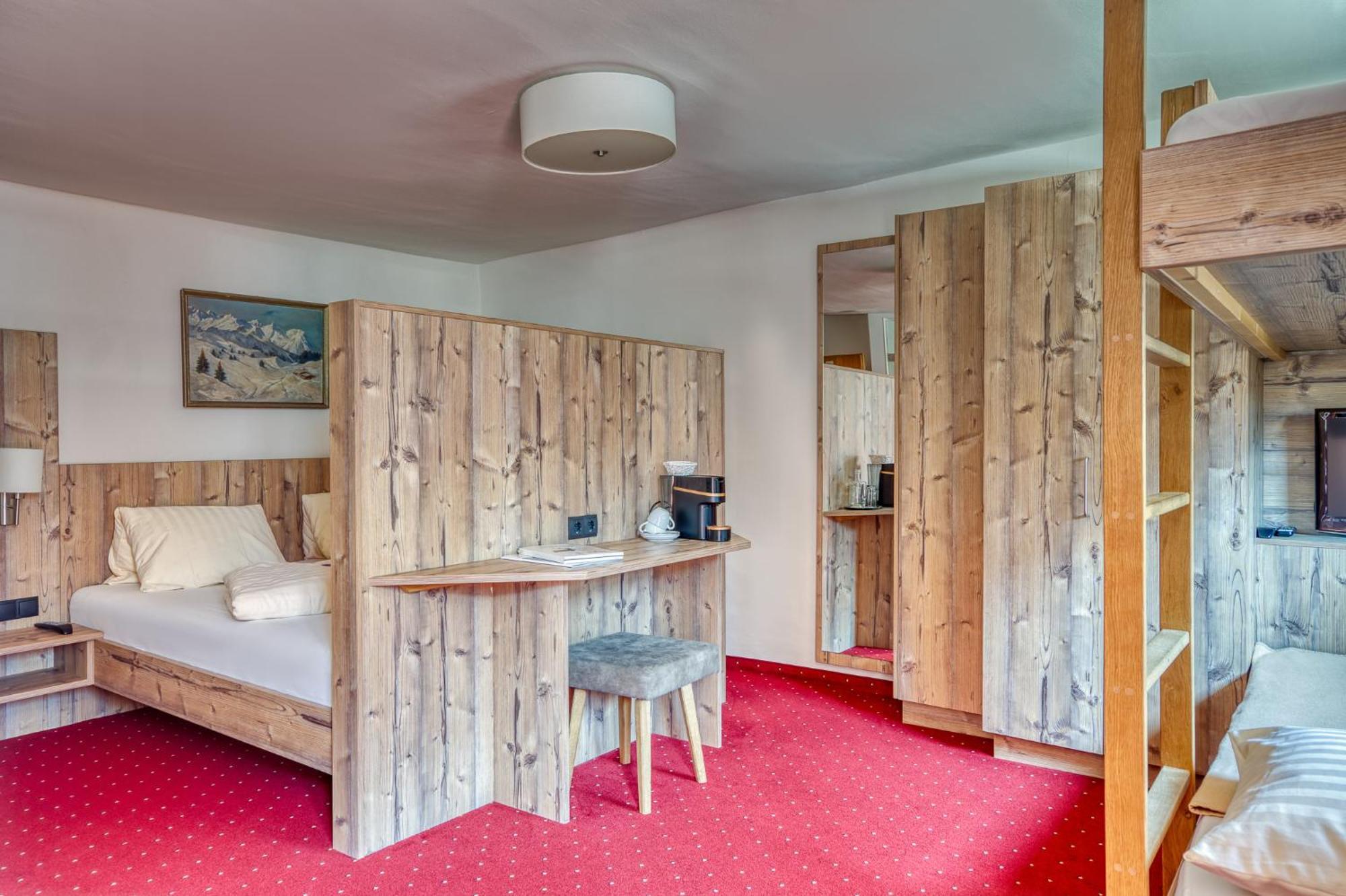 Hotel Jaegerhof Oetz Kamer foto