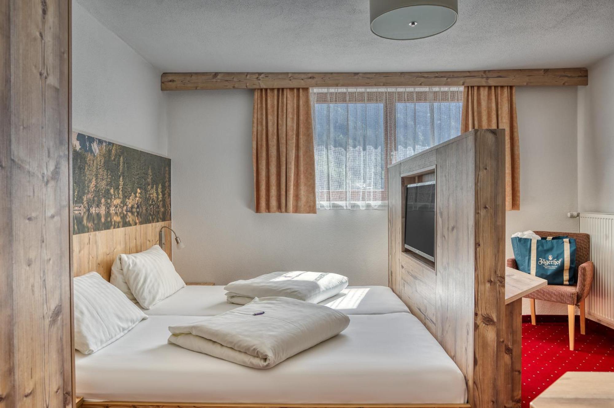 Hotel Jaegerhof Oetz Kamer foto