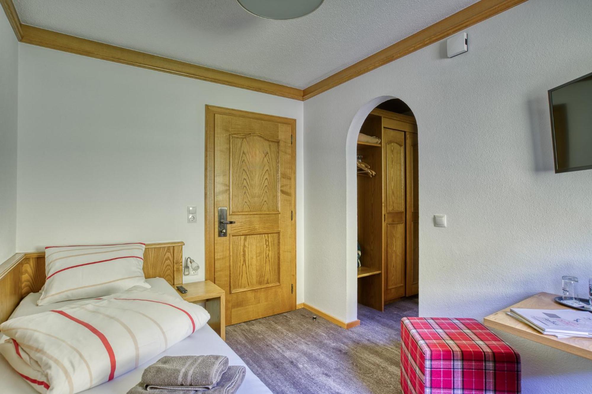 Hotel Jaegerhof Oetz Kamer foto
